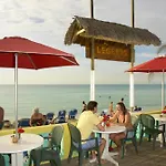 Legends Beach Resort 